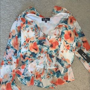 Lulus floral top!!